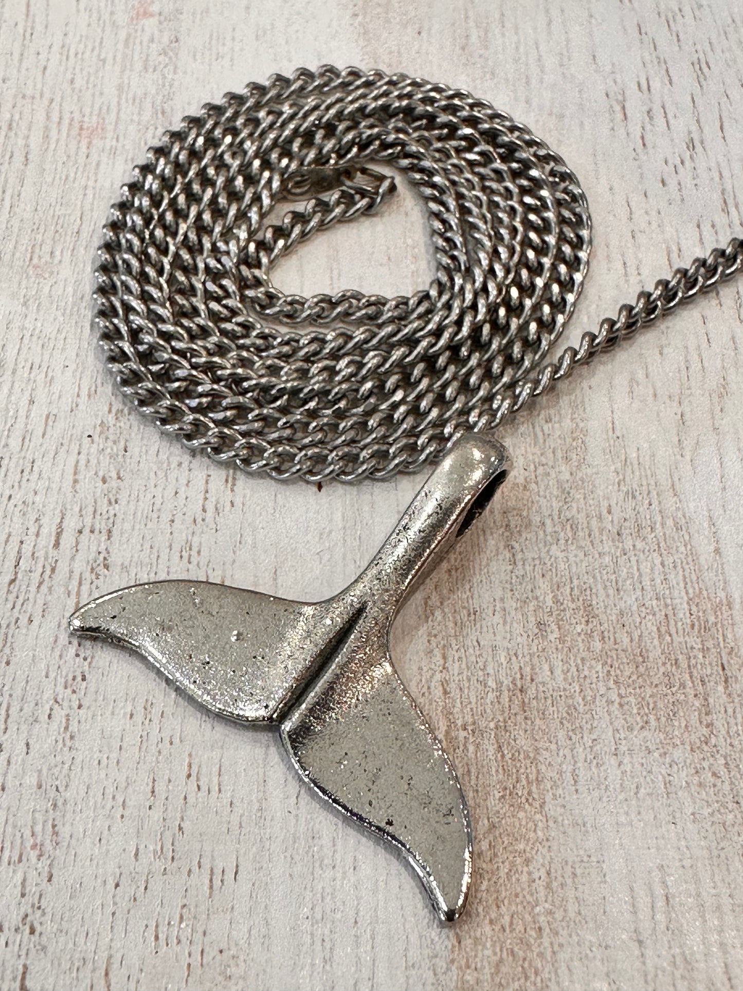 Whale Tail Pendent